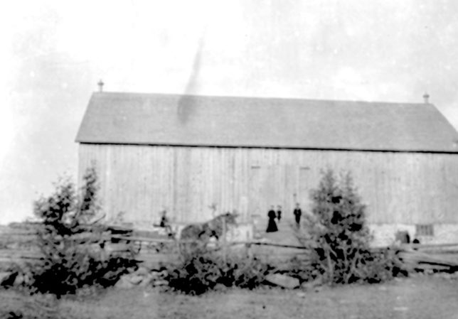 Hugh-Rodger's-Barn---1910